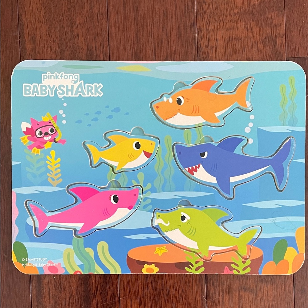 Baby Shark Kids Swim Puzzle